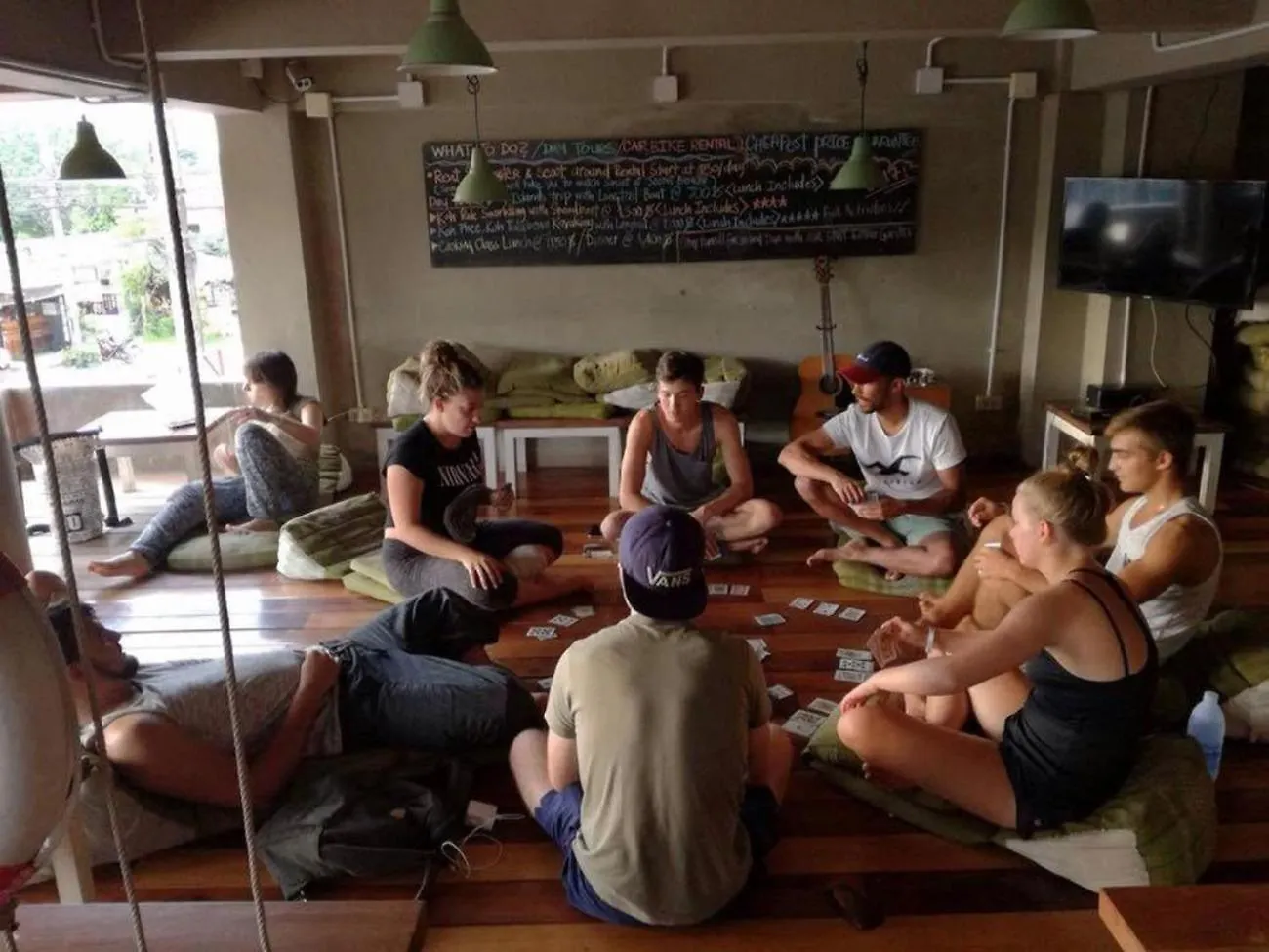 Non La Mer Hostel - Bed & Yoga Ko Lanta
